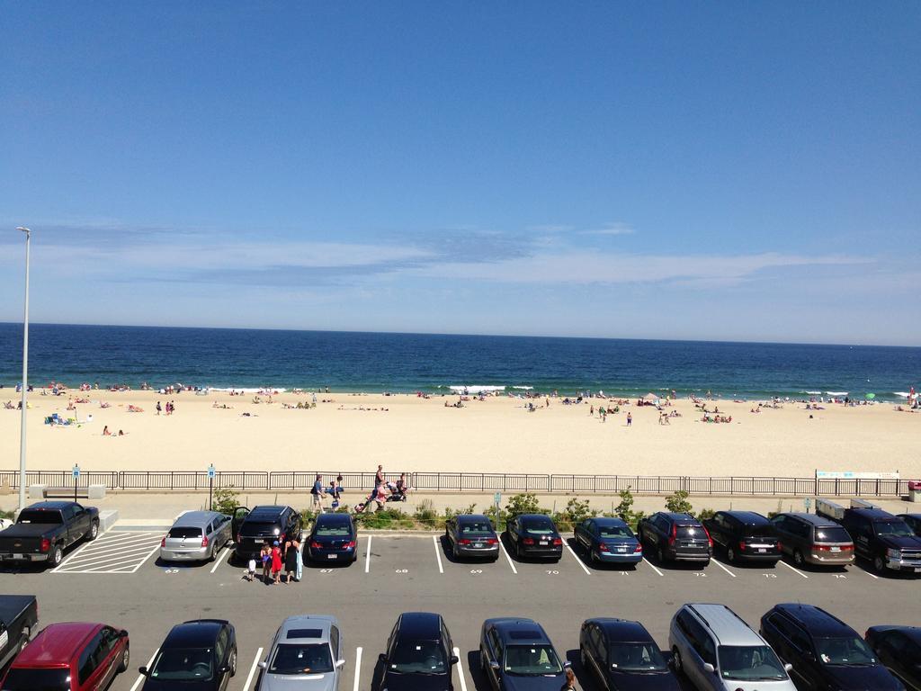 Ocean Front In The Heart Of * Hampton